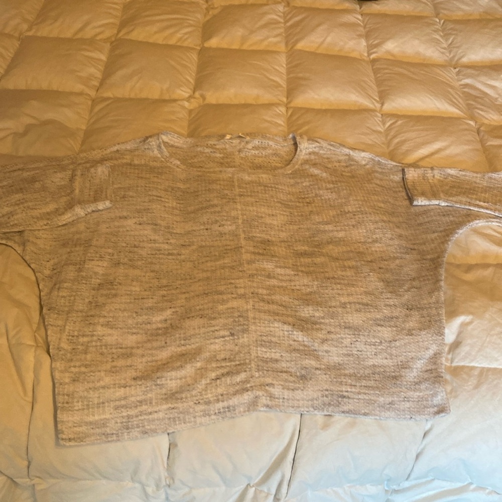 Long sleeve sweater
